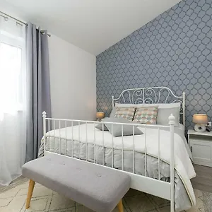 https://holiday-dream.in-istria.net
